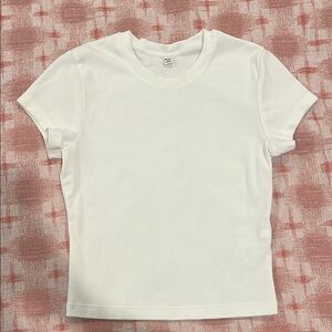 Uniqlo basic mini tee
